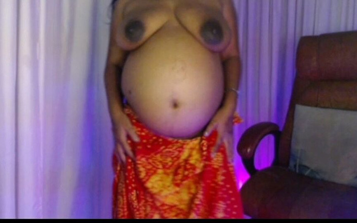 HotGirl21: देसी हॉट गर्भवती महिला बड़े पेट के साथ न्यूड शो खेल रही है।