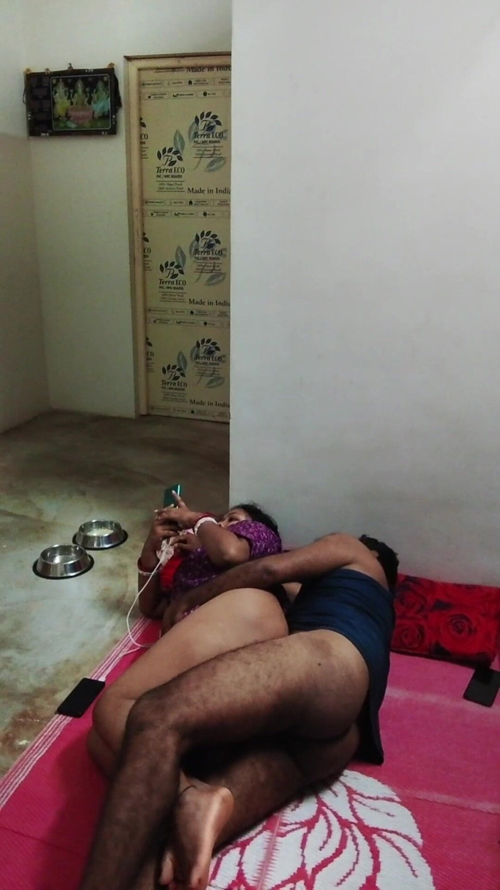 Mridulmadhu: Husband Wife Deshi Sex Video in Hindi