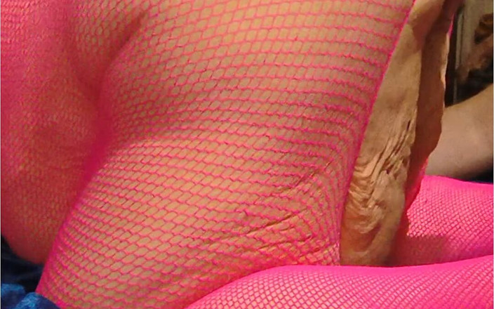HerculesnVENUS: Pretty in Pink Fucking Machine Making Her 07ssy Stink