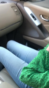 Jordan Perry esguichando xixi e desespero xixi em meu carro
