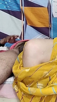 호스텔 방에서 대물 자지를 따먹는 인도 핑크 보지 바비