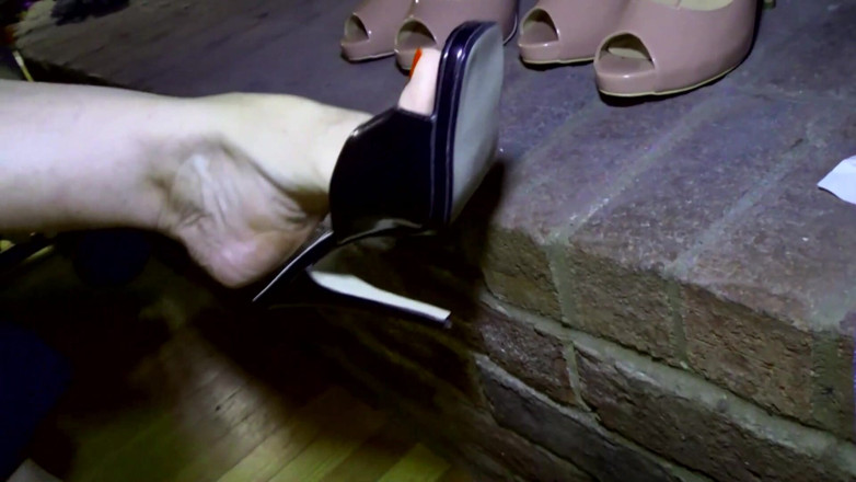 Aunt Ann: Fan Request High Heel Showing Mature Sexy Feet Ends with...