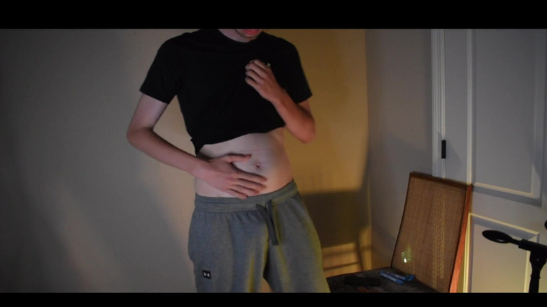 ElementX1018: Minha barriga está cheia de leite. Mas poderia usar mais.