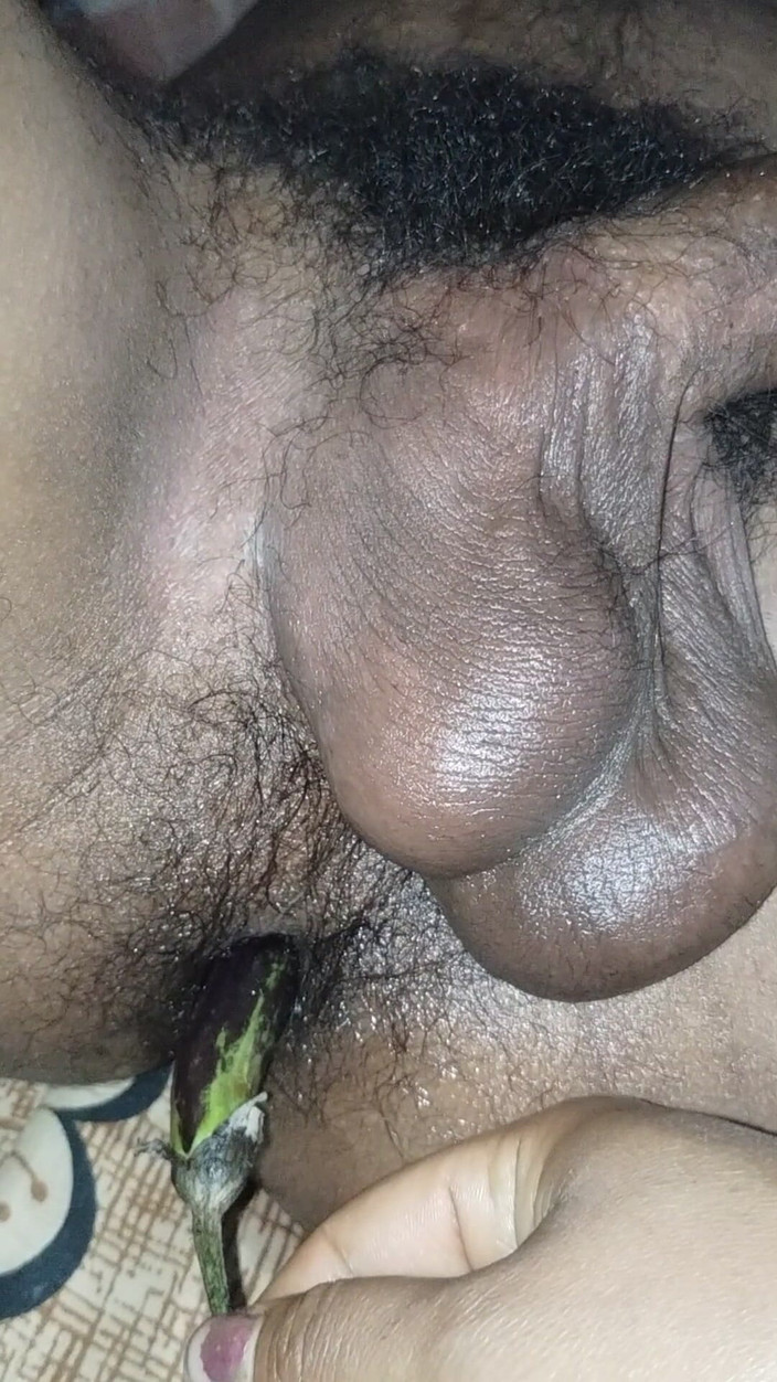 Uttar dinajpur: Hari ini Saya Meletakkan Terung Pada Pantat Suami Saya