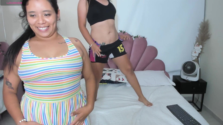 Leona AndJazzlin: Chúng tôi là 2 phụ nữ song tính khát nước và...