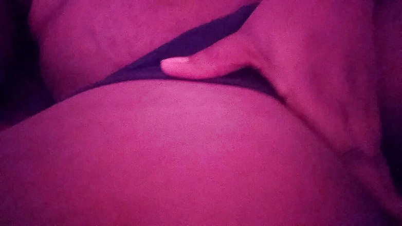 Eleasihle Esma: Omnigender bbw chơi với chính họ