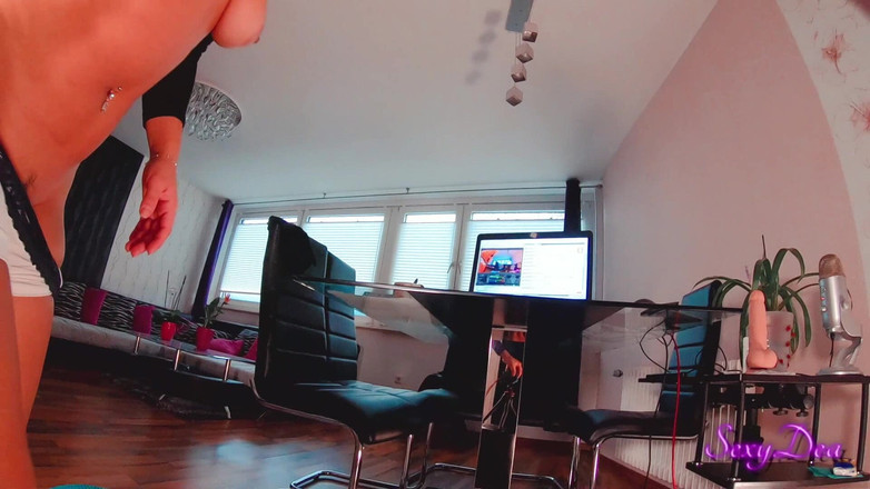 King of datass: Verleidelijke grote kont striptease die je niet kunt wegkijken