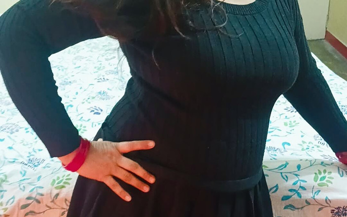 Ankita10000: Tamil Hot Step Sister Showing Her Butter Body