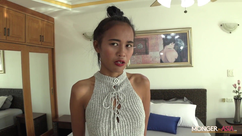 Monger In Asia: Lucky’s lucky day as i agreed to get her pregnant