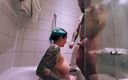 Elizabeth Hunny: Real Couple Shower Sex