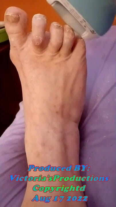 BBW nurse Vicki adventures with friends: Good morning part 2 pov toe care lotion