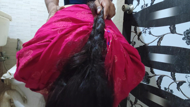 Sexy baby girl: Bhabhi Ko Bathroom Me Jakar Toilet Karte Samay Choda