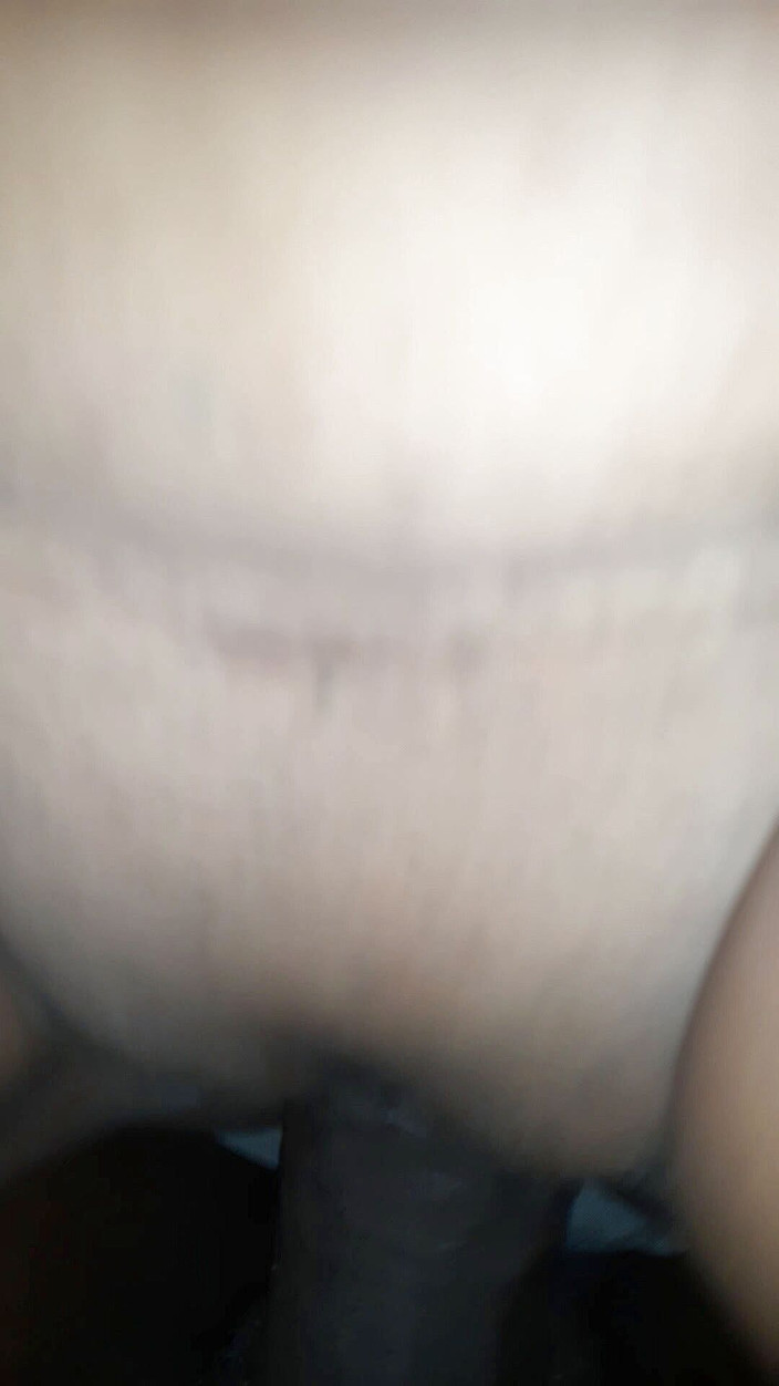 Sex and cum inside: Rasierte muschi