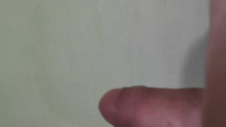 Auff: Guy jerking off dick