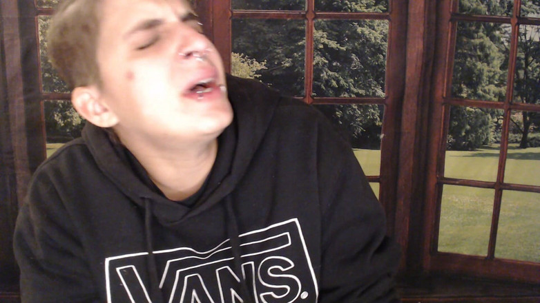 Abby Anna: Nedbalé kýchání při kašli