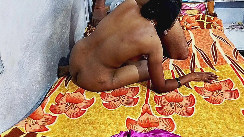 Desihotcouple: インドのホットな妻、自家製のアソコ舐めフェラチオ ファッキング