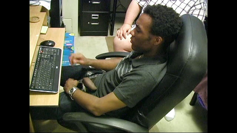 The Great Canadian Male: Một vụ nổ từ quá khứ - Jordan2