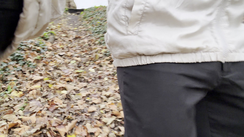 MrMagicDevil: ある朝、スーツのズボンに下着を履かなければならない日でした