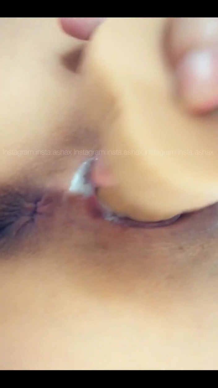 Ashamodel: Crot sperma sampai belenggu