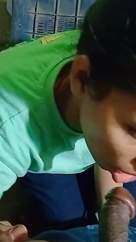 Non Stop Blowjob of My Friend Girlfriend