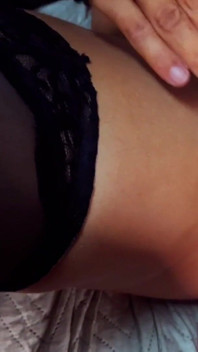 He Fingering My Asshole and I Rubbed My Giant Clit Until Squirt