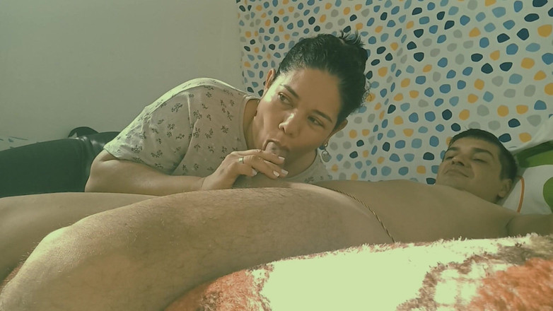 Valkyrieandluigy: 素人フェラチオの彼女