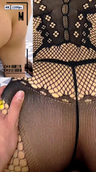 Anker Tia wordt geneukt creampie in een droom