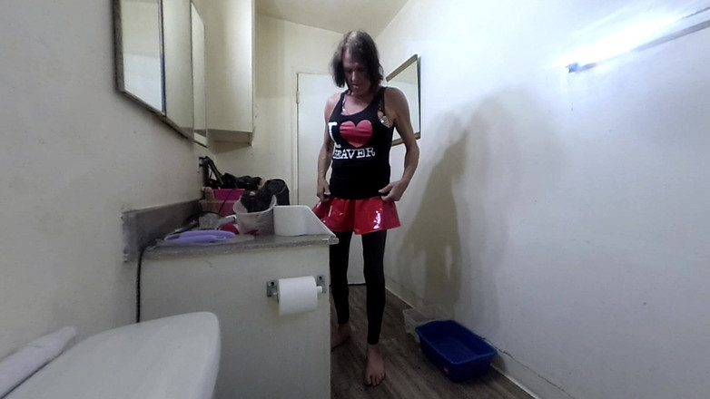 Lizzy Yum: Lizzy yum sd sahne arkasında giyiniyor tgirl night hamburger mary'nin...