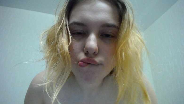 JuiceLussie: 얼굴 섹스