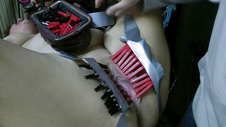 Anna Devot: Annadevot - 服从练习