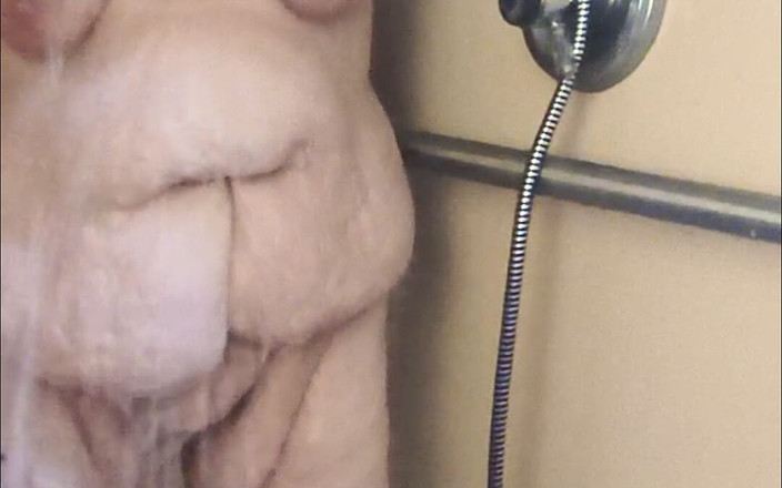 HerculesnVENUS: Vad gör hon med den stora monsterskopan? Ska hon knulla...
