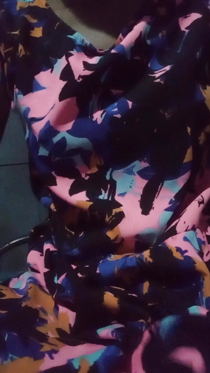 priya324: Siapa cewek ini?