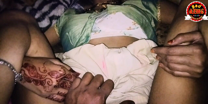 BadAim6: Anoche mi amante me folló tan duro que mi coño...