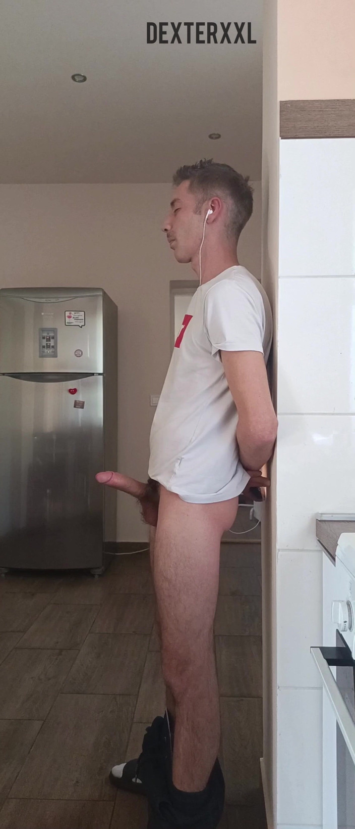 Dexterxxlfun: Thomas seksowny chudy facet wciągnąć Wolne obciąganie spust jeść z...
