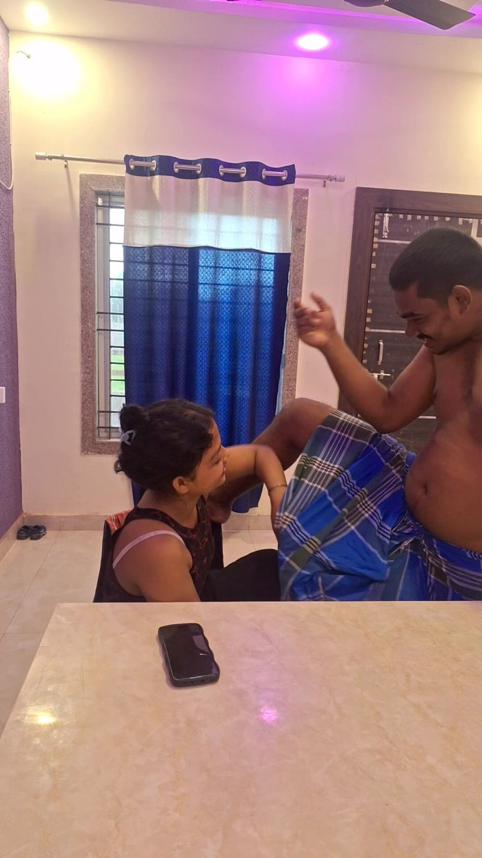 Mina Sardar: Seks Hardcore Mantan Istri India