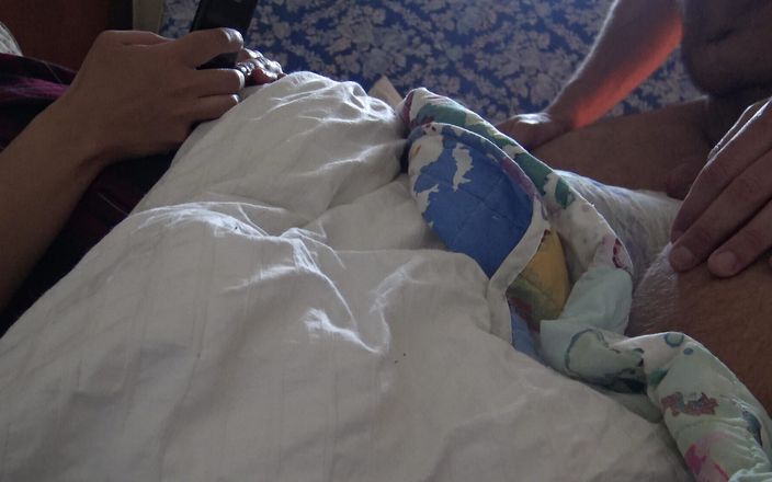 Stepmom Susan: Tabu extrem: fiul vitreg se masturbează și ejaculează în mama sa vitregă