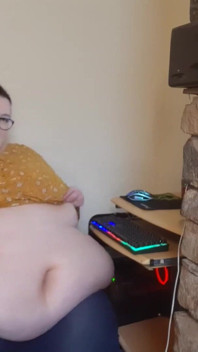 The fattest girl at work - struggles