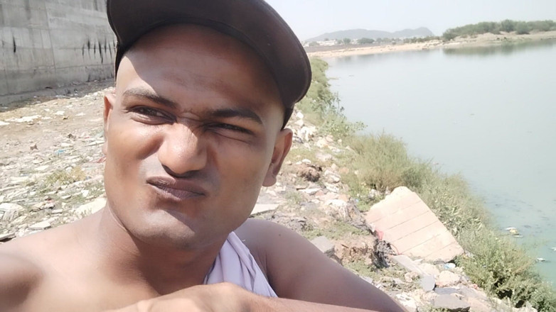 KUMBHA MANOJ KUMAR: Xhard oficiální prémiové indické HD obsah
