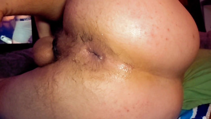 Pinkman: Aku lagi asik fisting lubangku sampai lubangku menganga lebar - close...