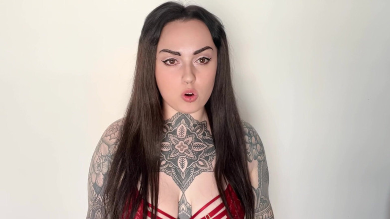 Miss Valentina: Permainan Snap &amp; Pay