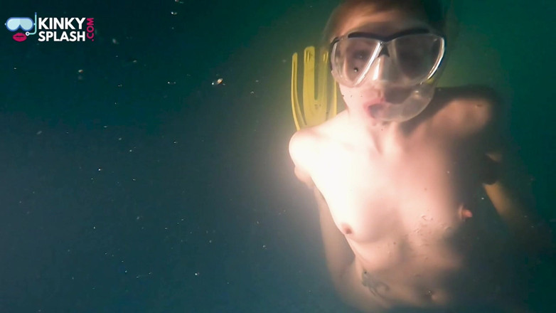 UKCuteGirl Lucy Lauren: Naked Snorkel Night Slut Underwater Play