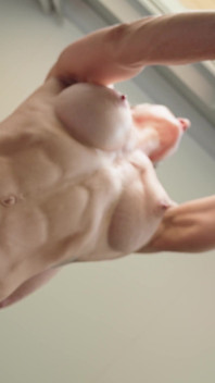 Mutlu müşteri fitness eğitmenini sikiyor