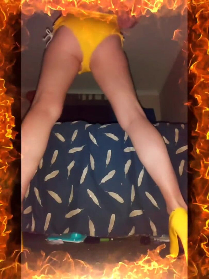 Lizzaali: I'm simply irresistible, hehe, well, in my dreams anyway