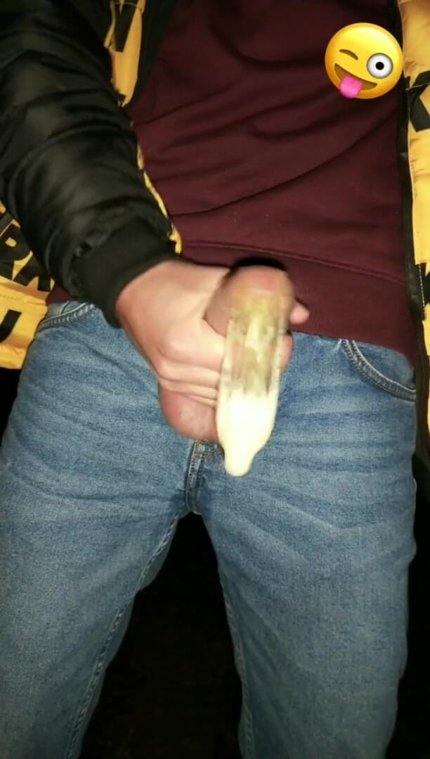 Idmir Sugary: イケメンは精液充填コンドームをさらに塗りつぶす