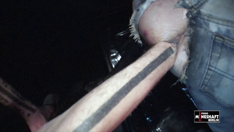 Mineshaft: 在柏林拳交 2