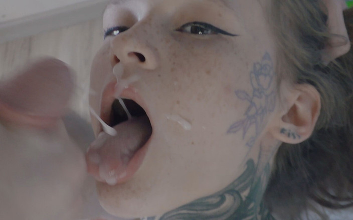 Elena Ginger: Babyface Teen Cumshot Compilation