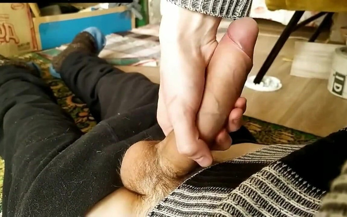 qaz11: Handjob on camera-33