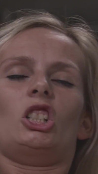 Pannendienst 4: adegan 4 cewek seksi jerman dan dua pria