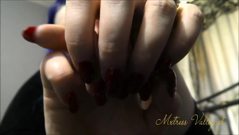 Mxtress Valleycat: Tapotement d'ongles avec des paillettes - n'oubliez pas qui je suis