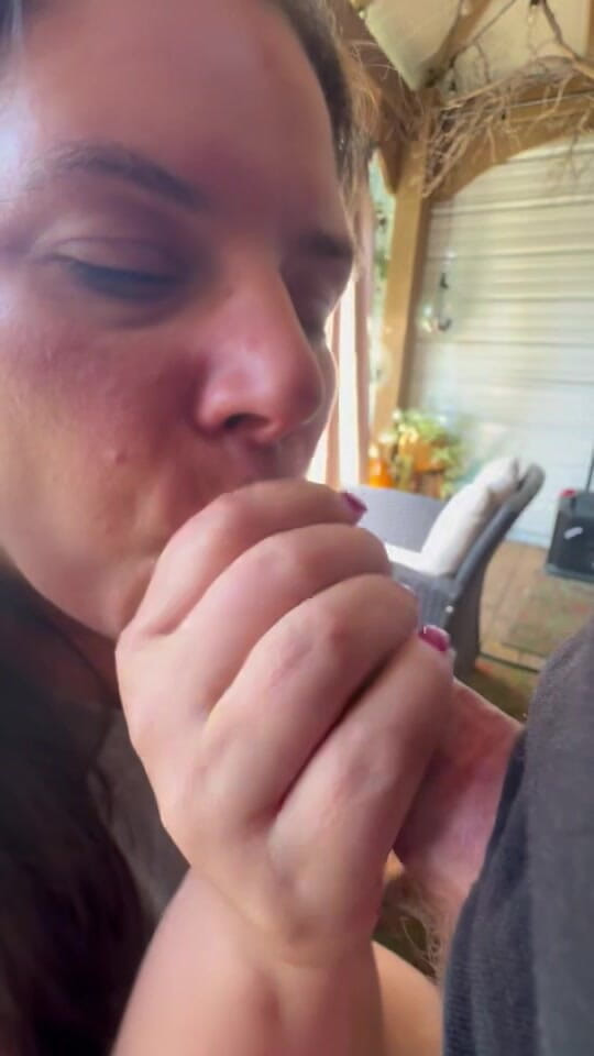 Shhhits our secret: Wytrysk sąsiada, kochaj spermę